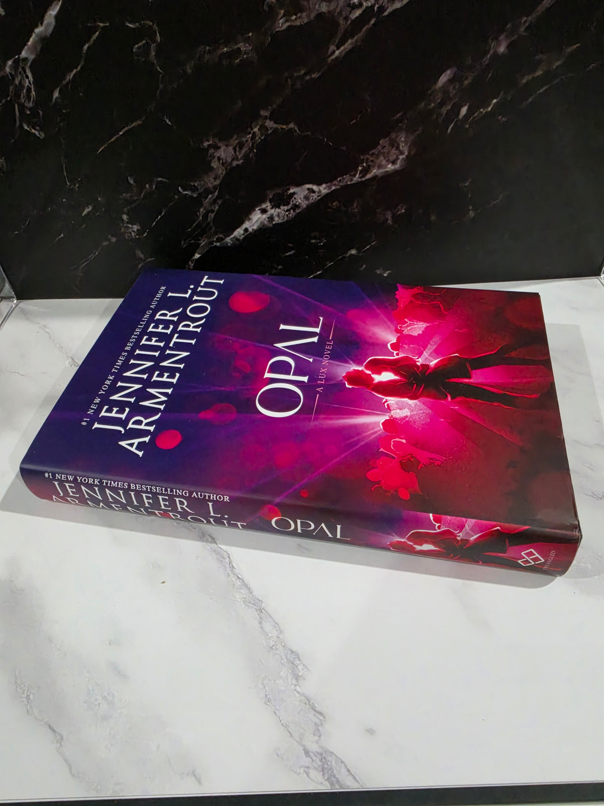 Opal - Jennifer L. Armentrout