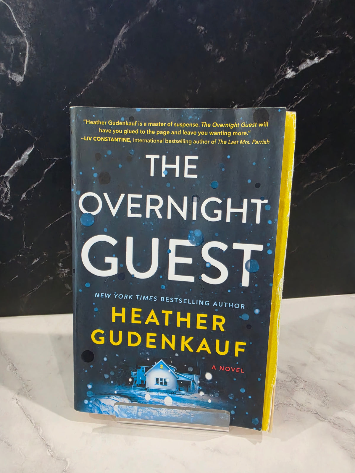 Heather Gudenkauf - The Overnight Guest
