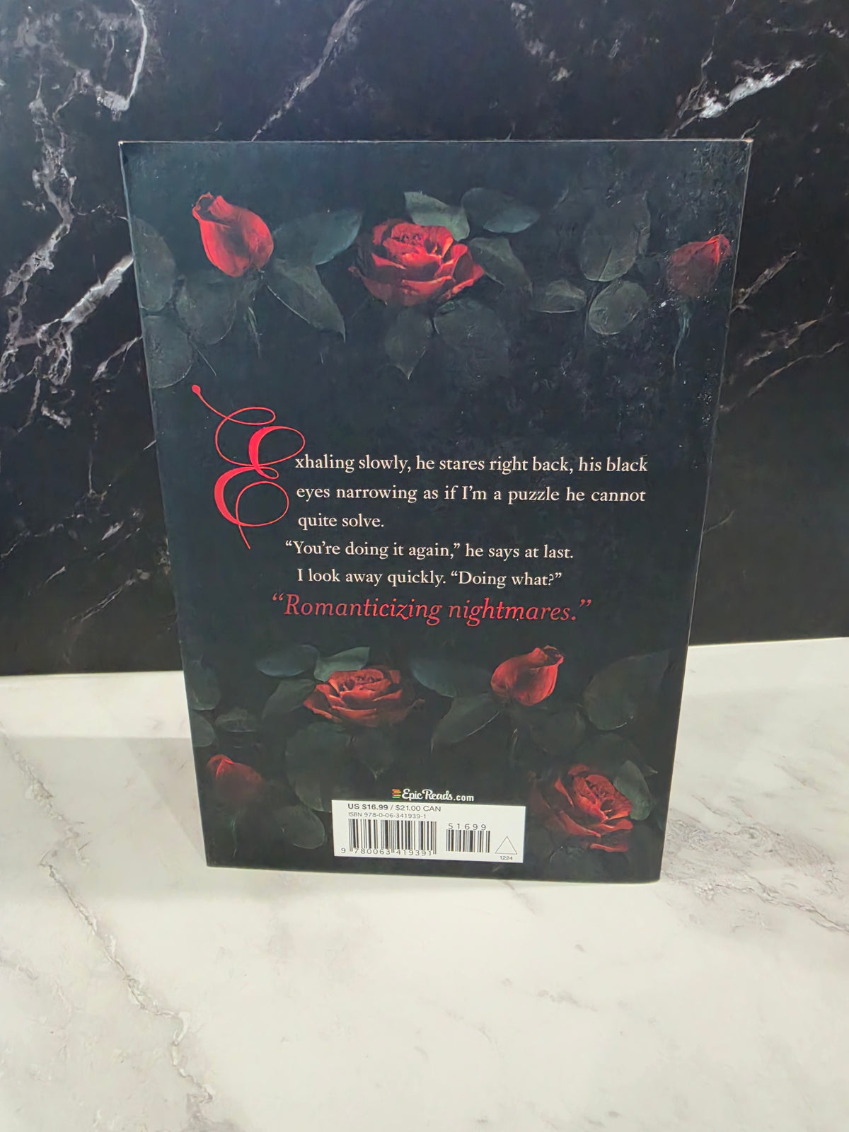 Shelby Mahurin - The Scarlet Veil