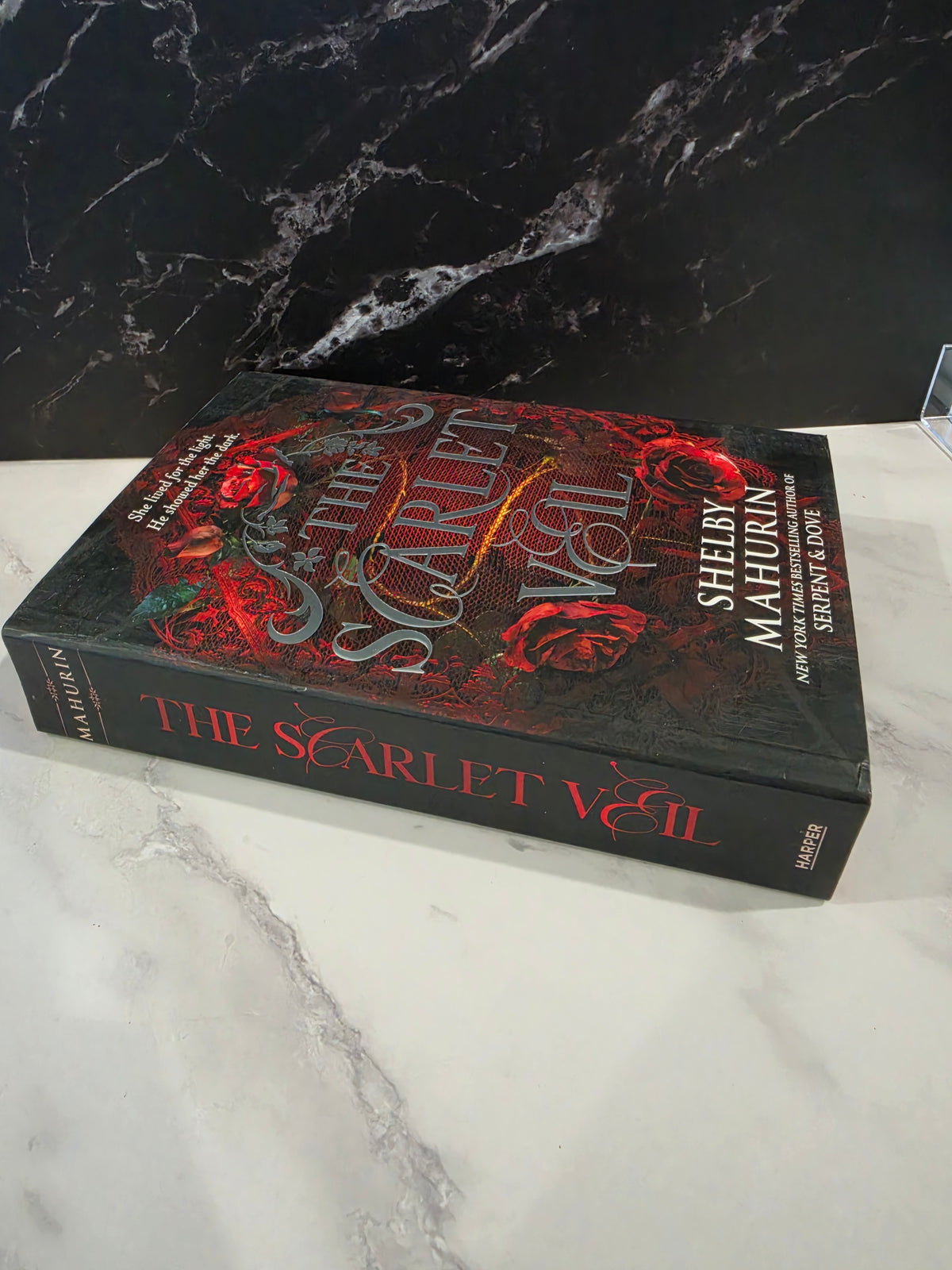 Shelby Mahurin - The Scarlet Veil