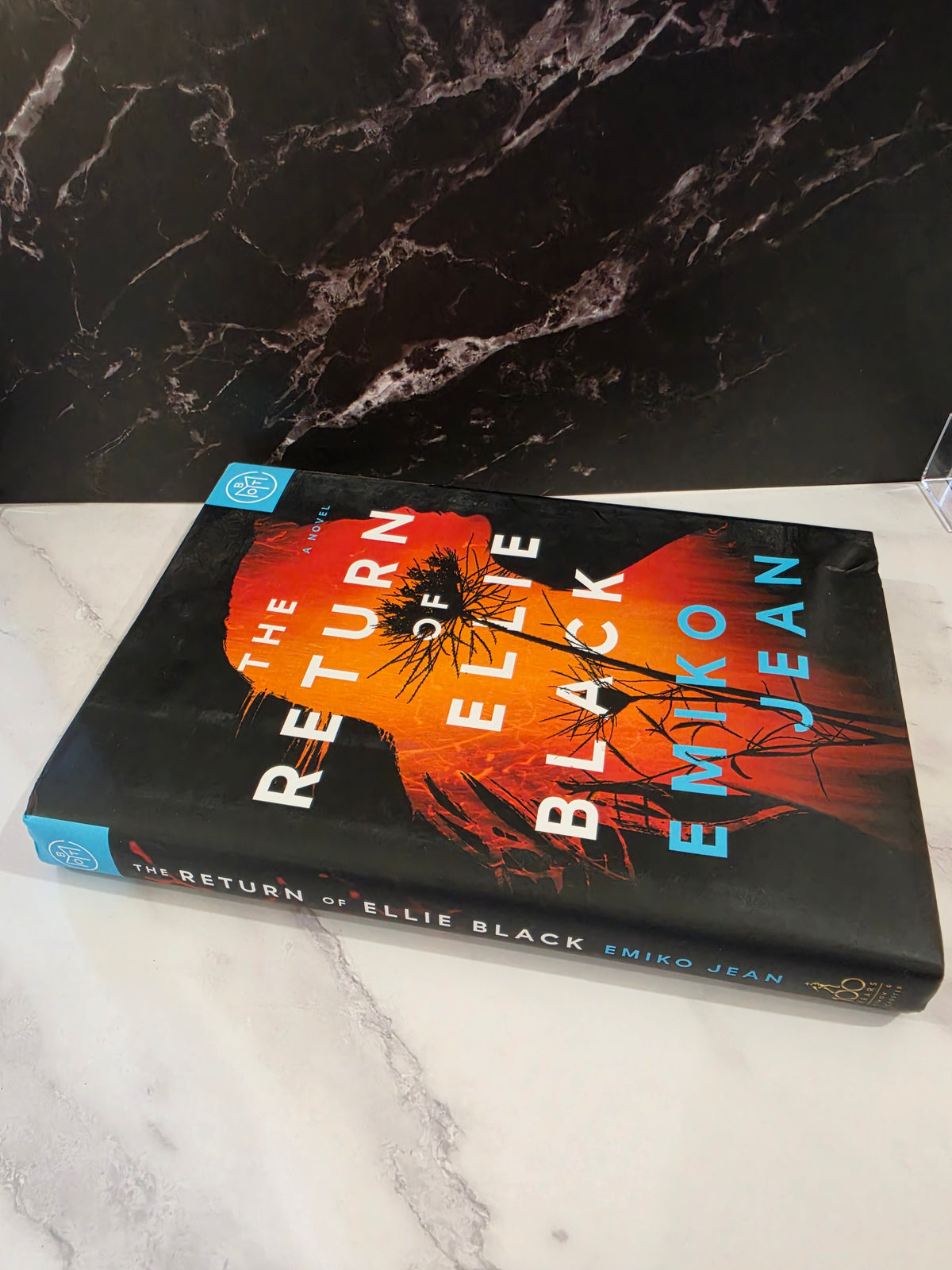 Emiko Jean - The Return of Ellie Black