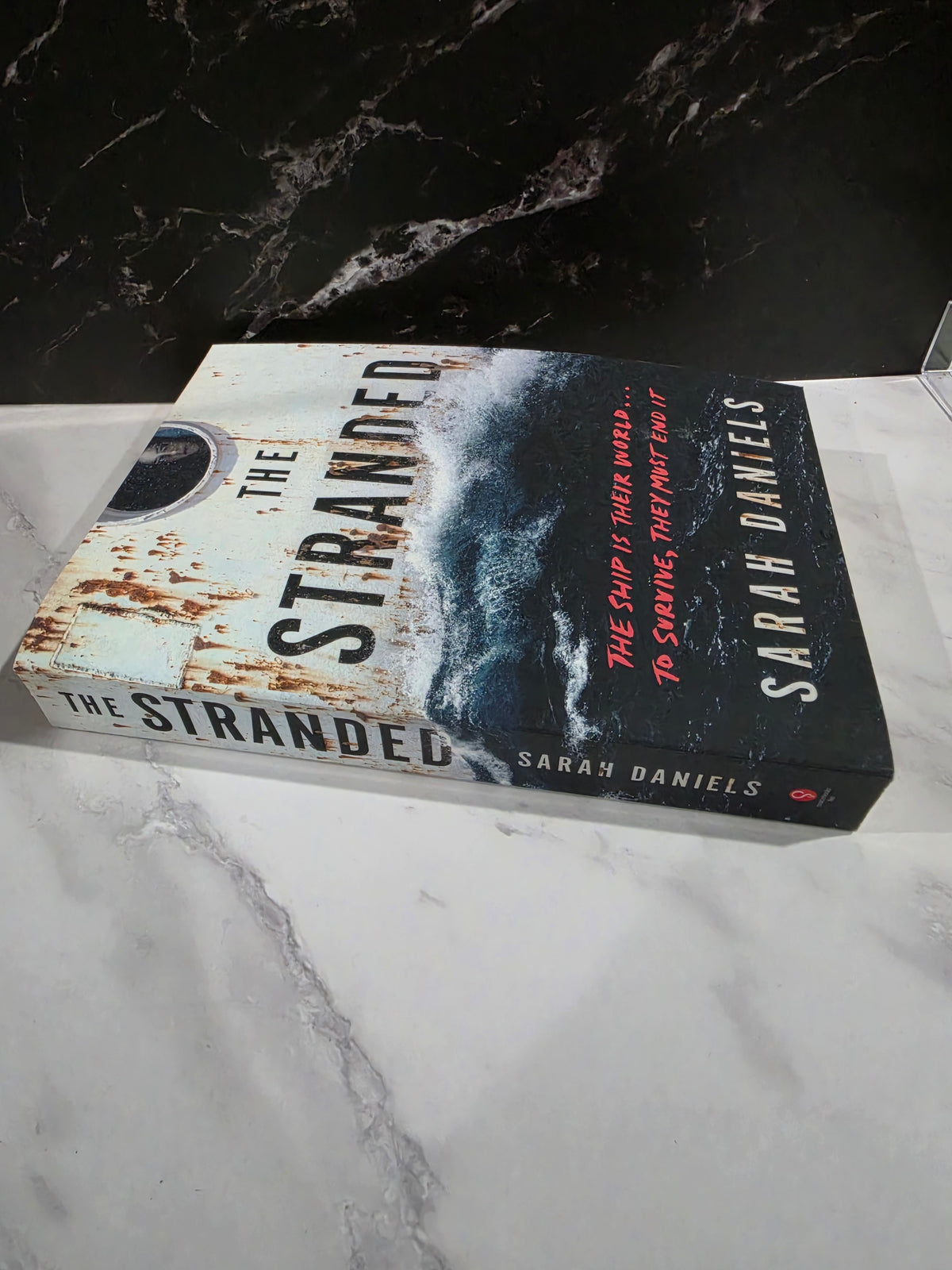 Sarah Daniels - The Stranded