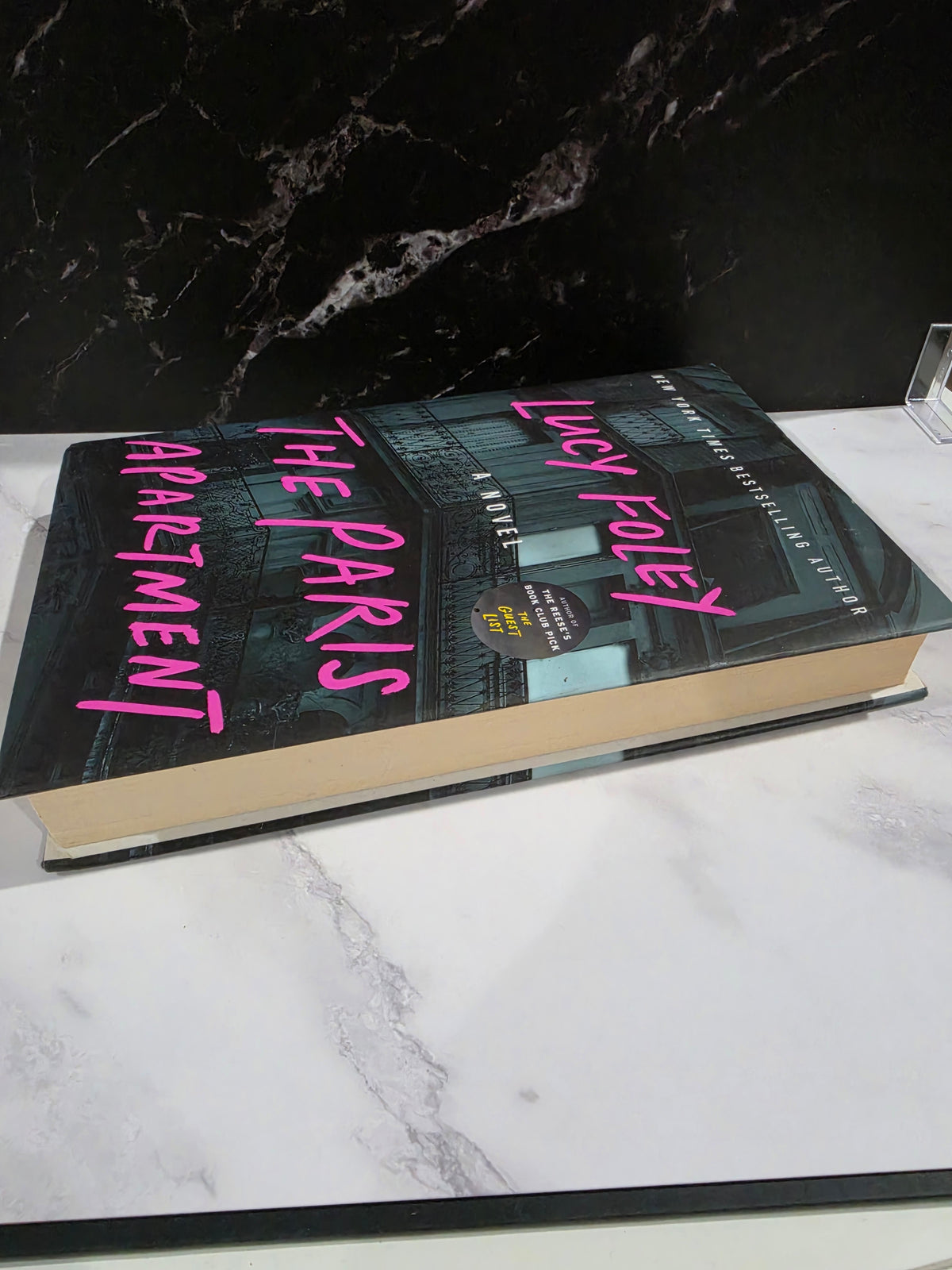 Lucy Foley - The Paris Apartment