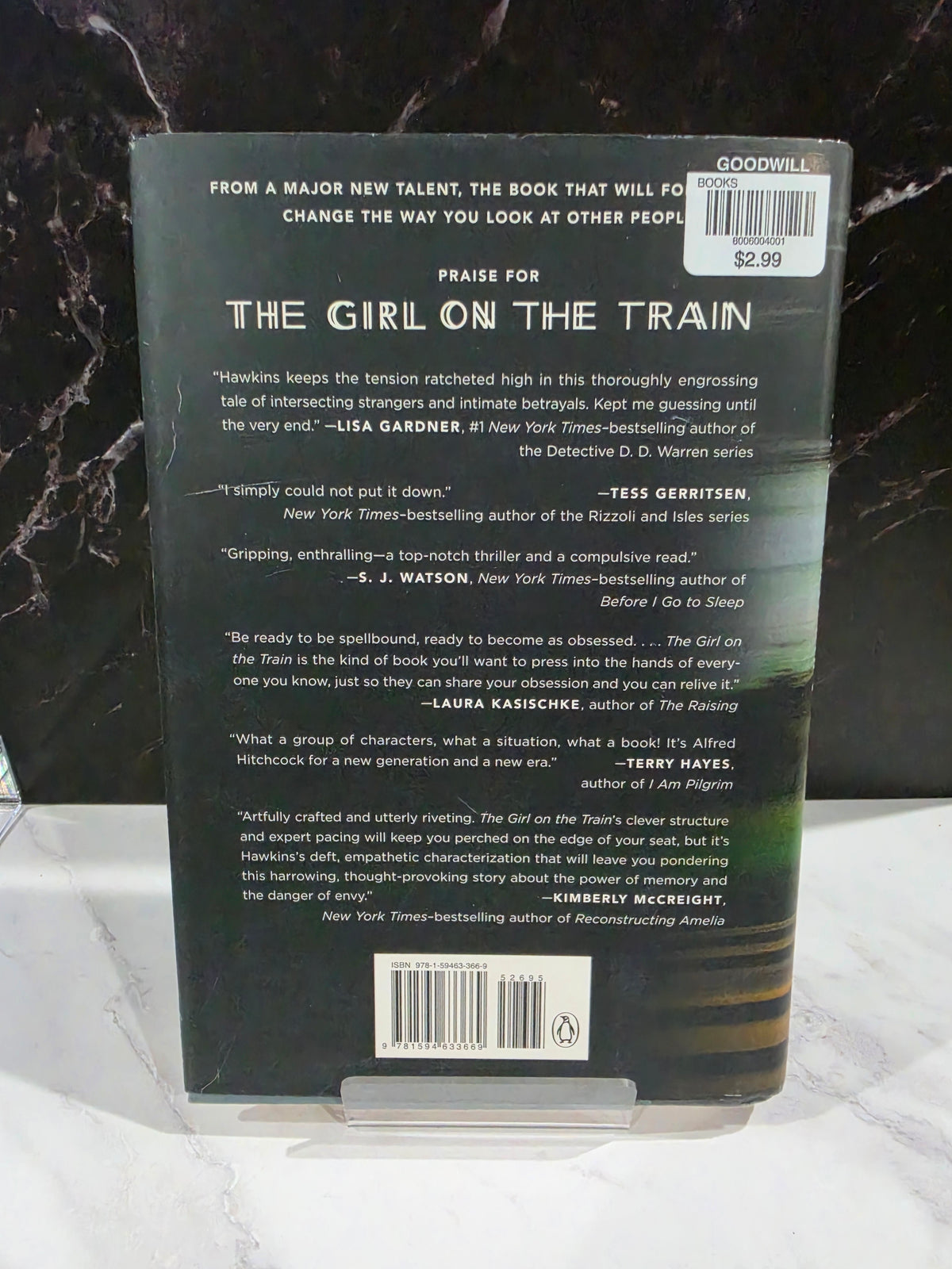 Paula Hawkins - The Girl on the Train