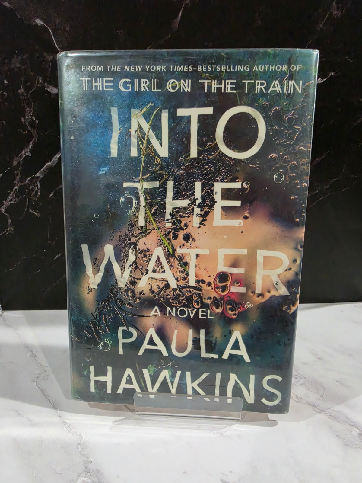 Paula Hawkins - Into the Water