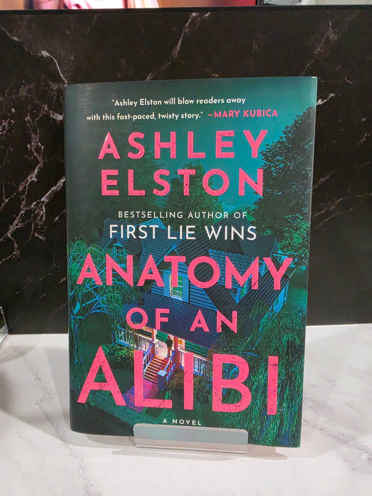 Anatomy of an Alibi - Ashley Elston