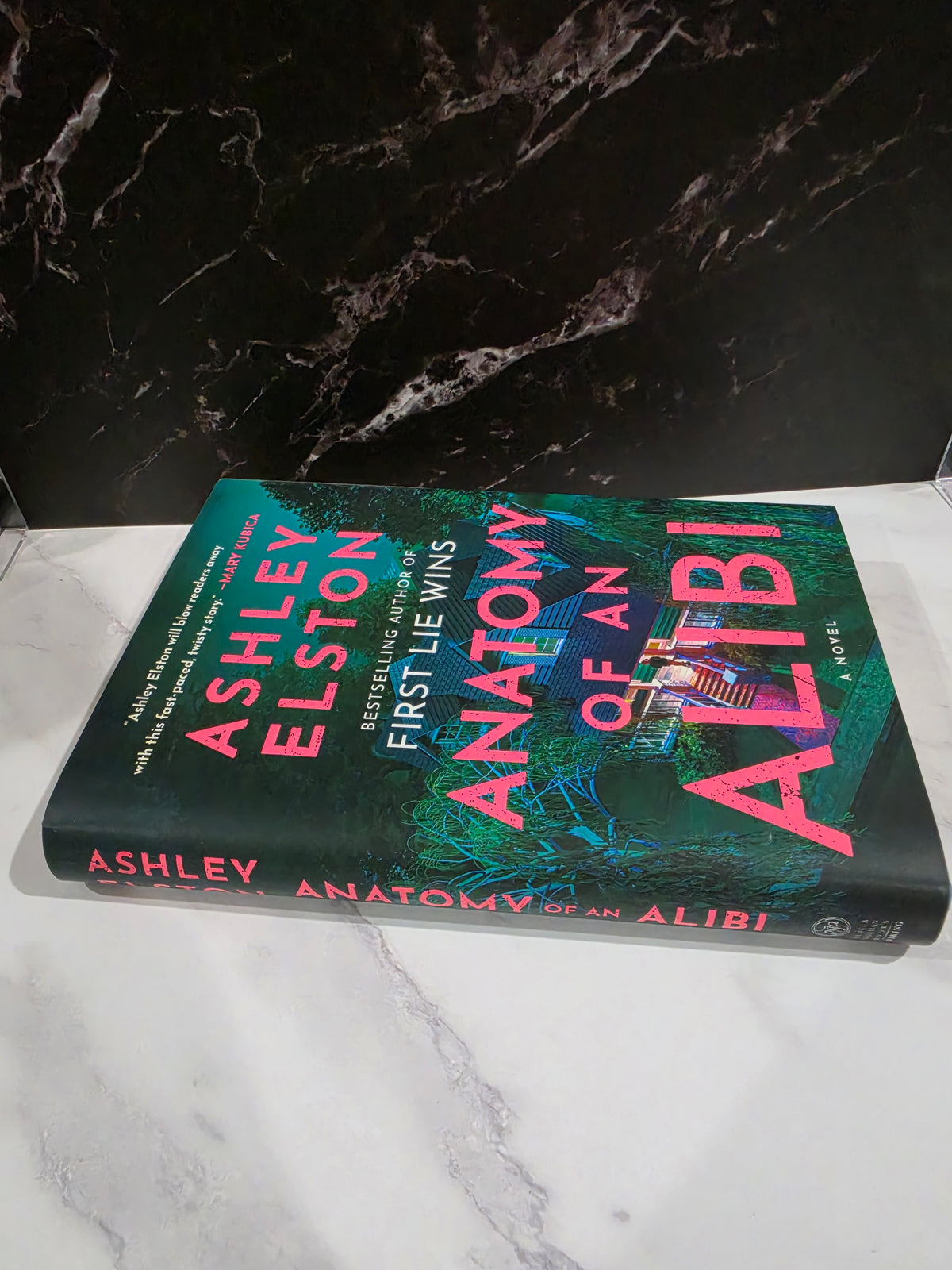 Anatomy of an Alibi - Ashley Elston