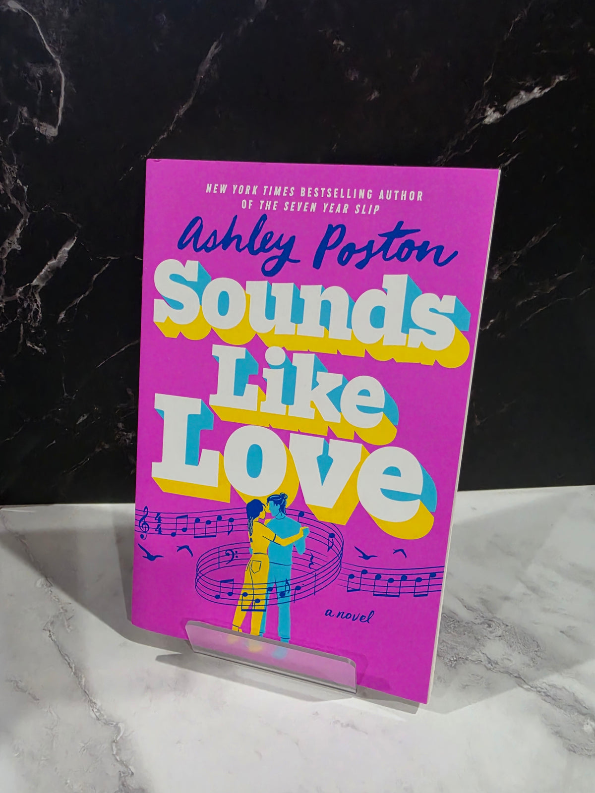 Ashley Poston - Sounds Like Love