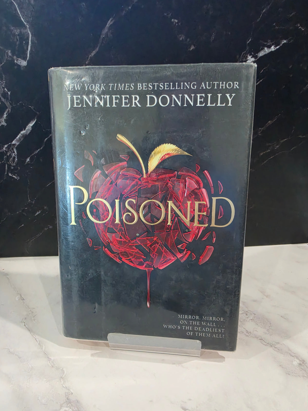 Jennifer Donnelly - Poisoned