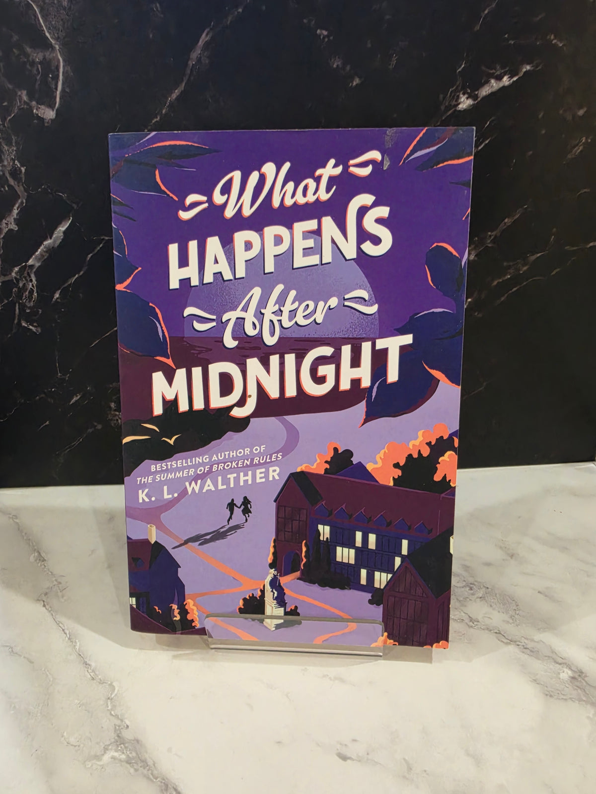 K.L. Walther - What Happens After Midnight