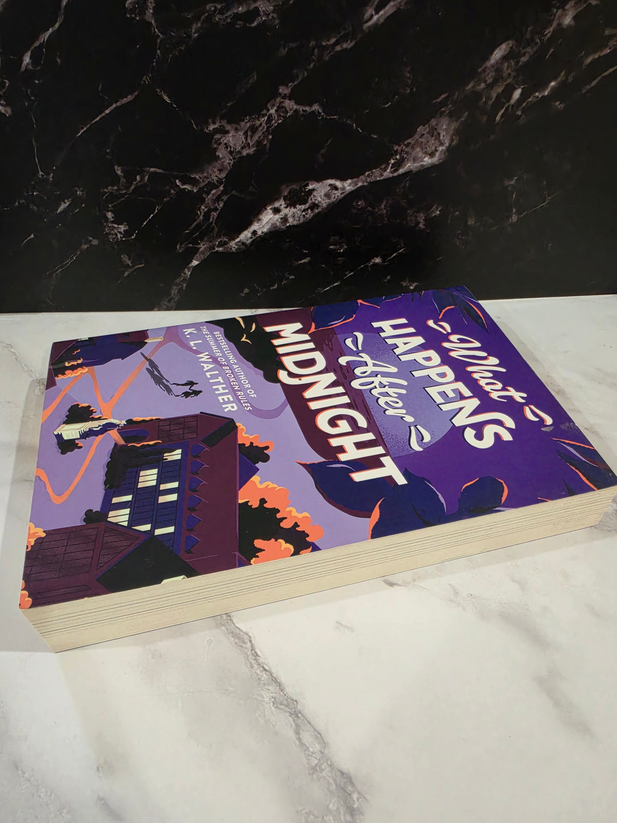 K.L. Walther - What Happens After Midnight