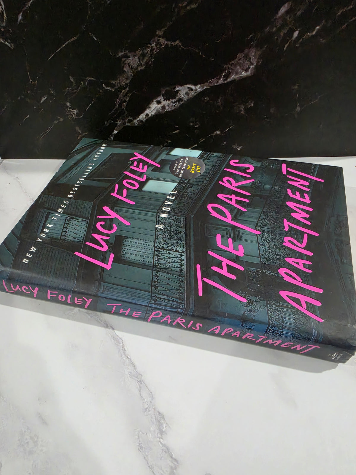 Lucy Foley - The Paris Apartment